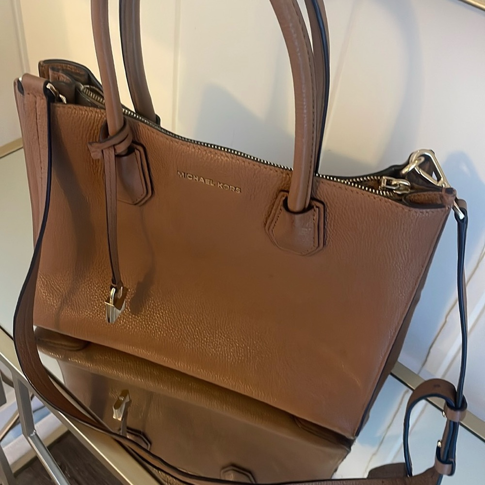 Micheal Kors Purse